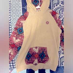 Hooey Medium Hoodie. No wear or tear just stains in pictures above.